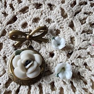 Vintage 1928 Dangling White Porcelain Rose Brooch With earings